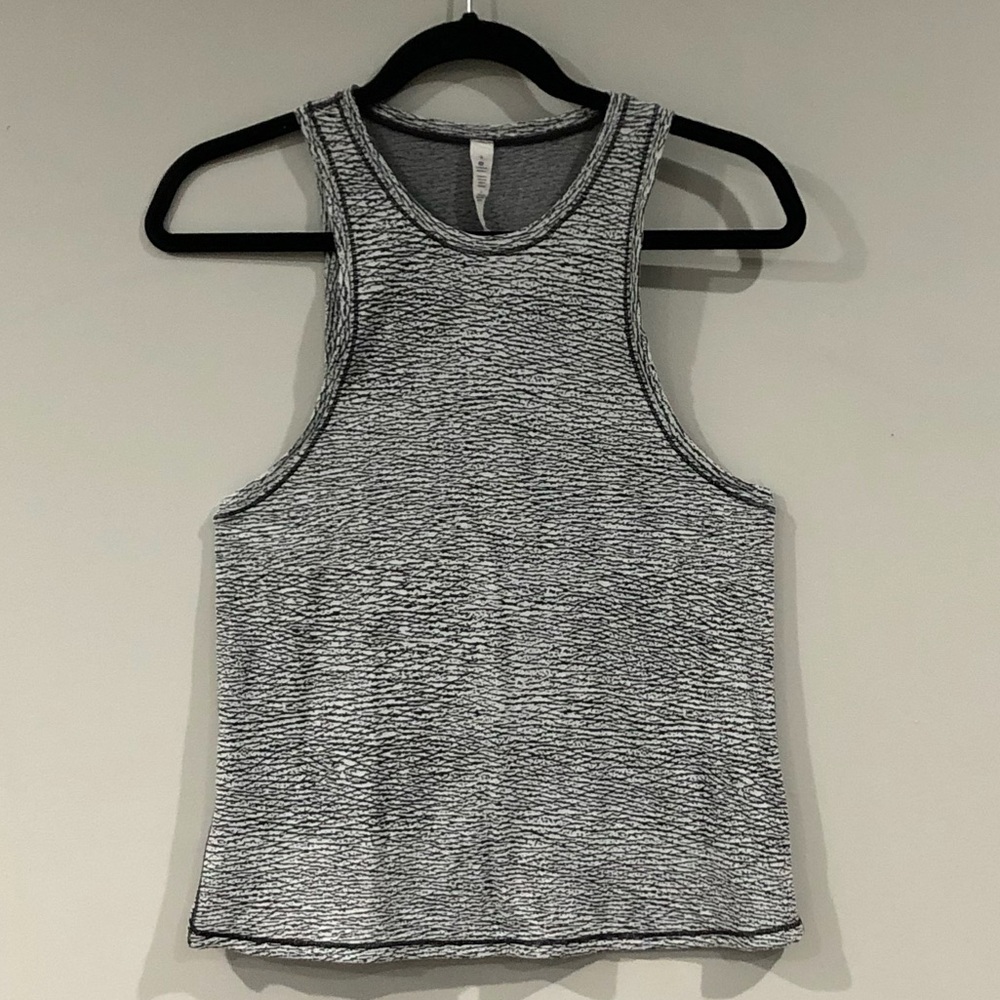 🍋 Lululemon Loose Fitting Tank